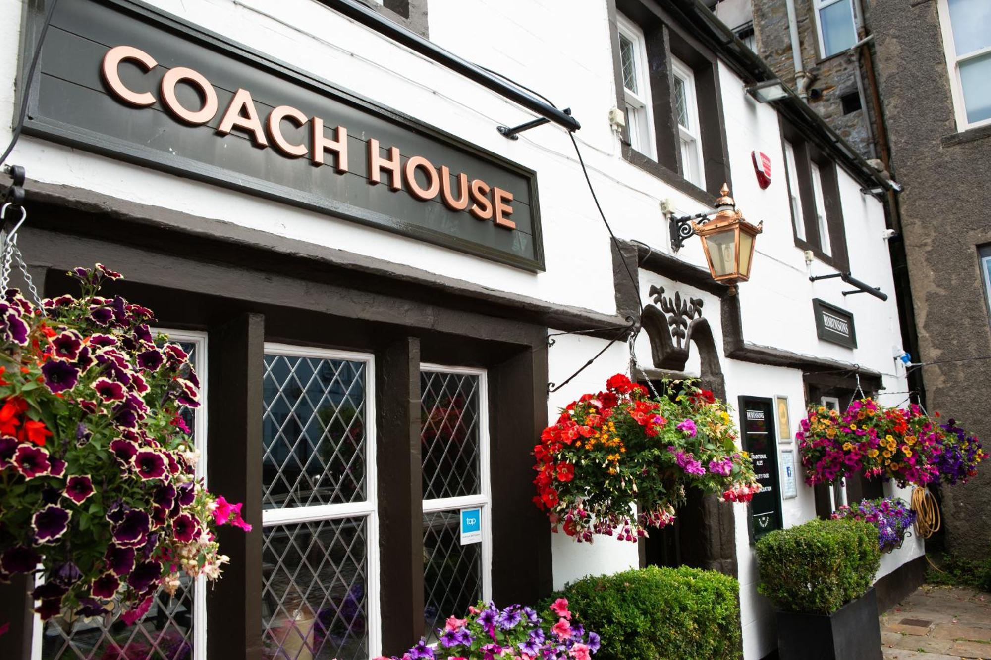 Hotel Coach House Bentham Esterno foto